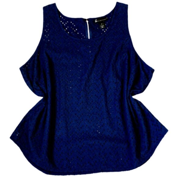 Lane Bryant Eyelet Tank Top Sleeveless Blouse Plus Sz 28 Navy Blue #17i - Picture 2 of 6